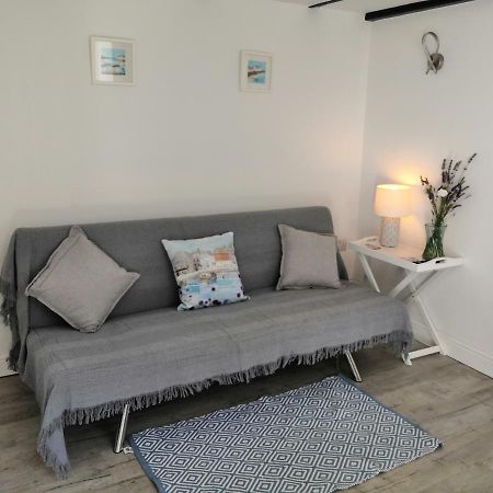 Captivating Isolde Cottage With Pool Near St Ives Camborne Eksteriør billede