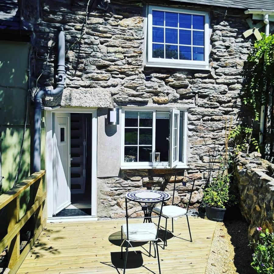 Captivating Isolde Cottage With Pool Near St Ives Camborne Eksteriør billede