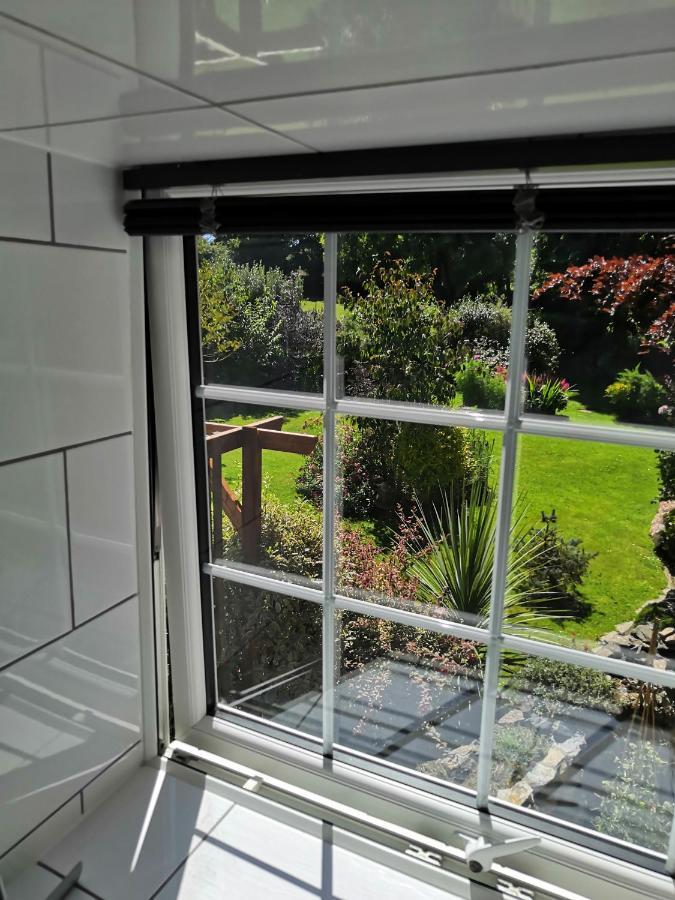 Captivating Isolde Cottage With Pool Near St Ives Camborne Eksteriør billede