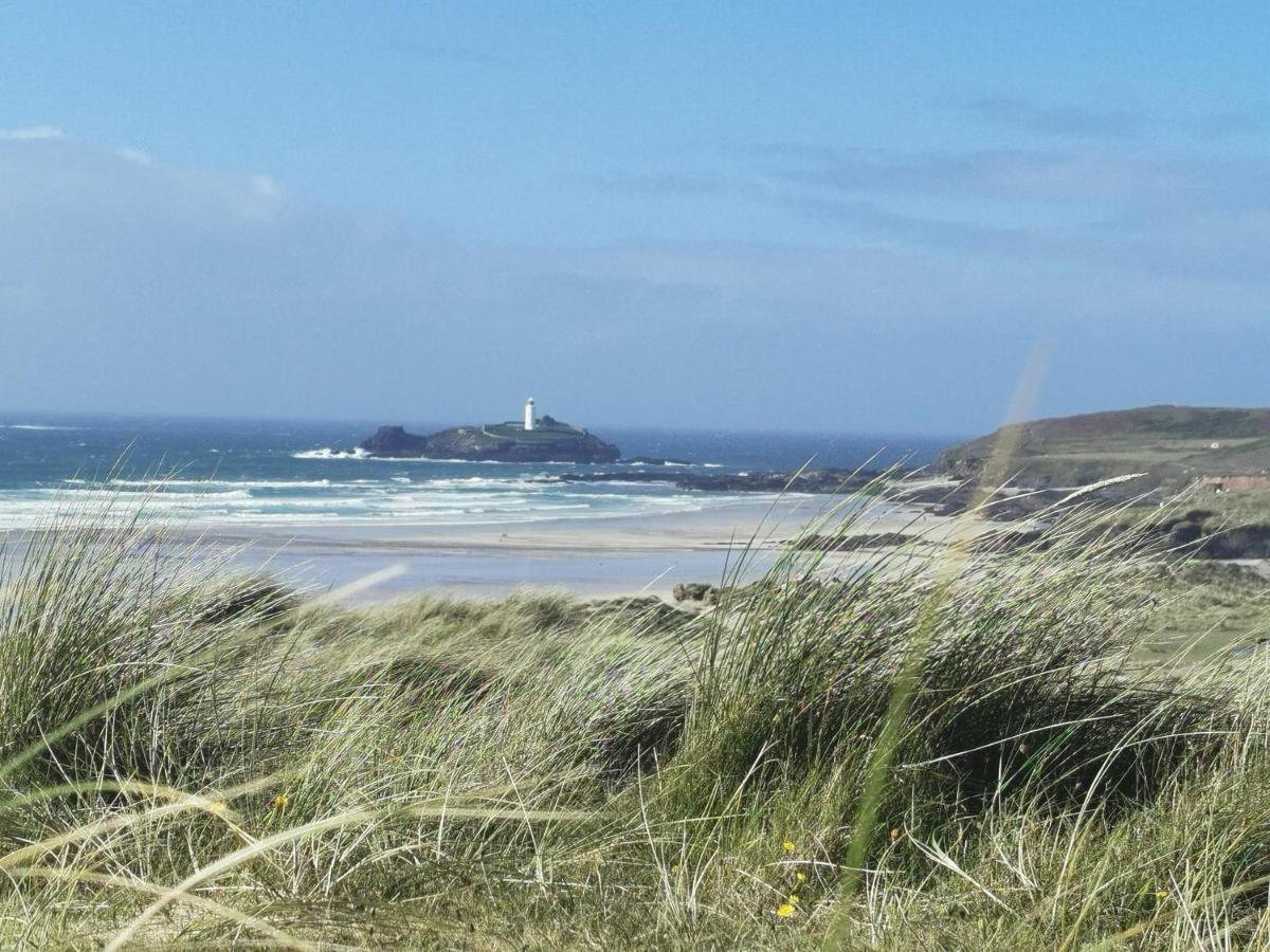 Captivating Isolde Cottage With Pool Near St Ives Camborne Eksteriør billede