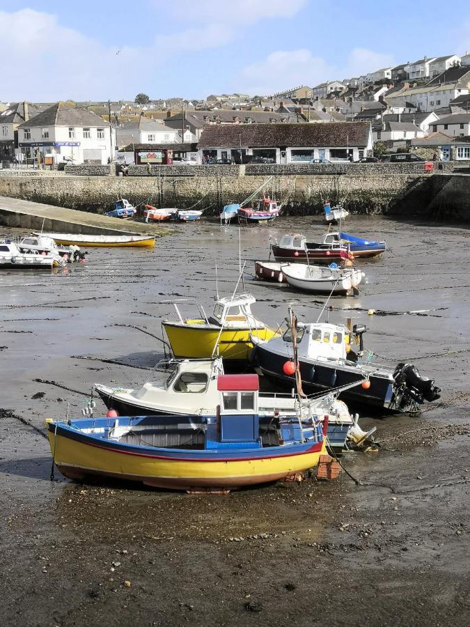 Captivating Isolde Cottage With Pool Near St Ives Camborne Eksteriør billede